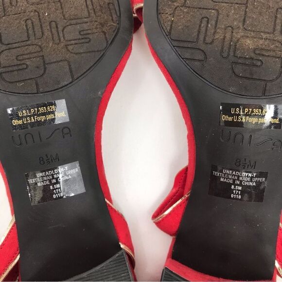 Unisa Red Estlin Suede Ankle Strap Block Heel Sandals - Picture 14 of 15